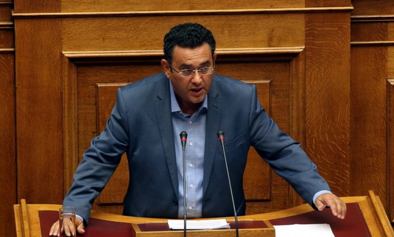 Μ. Συντυχάκης: Πλήρης η υποταγή της κυβέρνησης σε Η.Π.Α και Ε.Ε