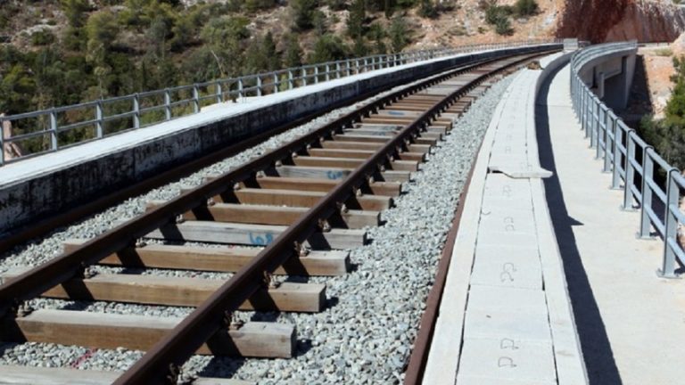 Προαστιακός – τρένα: Στάσεις εργασίας σήμερα – 24ωρη απεργία αύριο