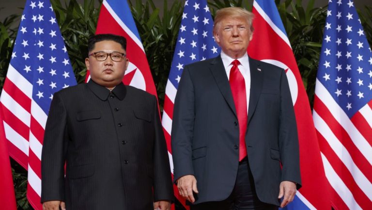 Ντ. Τραμπ: Η Β. Κορέα παραμένει πυρηνική απειλή
