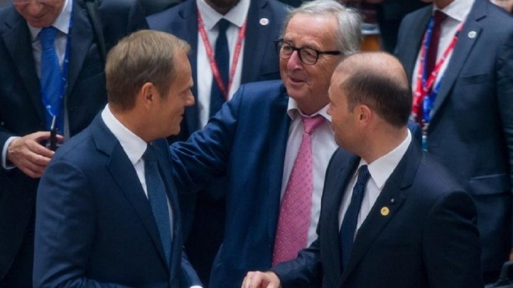 ΕΕ: Σε συμφωνία για το μεταναστευτικό κατέληξαν τελικά οι 28 ηγέτες (video)