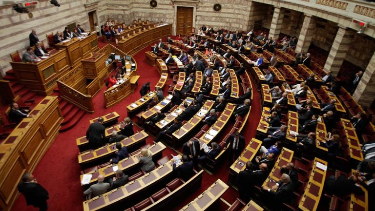 Ένταση στη Βουλή μετά από δηλώσεις του Γ. Κασαπίδη