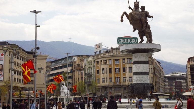 ΠΓΔΜ: Θέμα ημερών η υπογραφή της συμφωνίας για το όνομα, σύμφωνα με το μεγαλύτερο αλβανικό κόμμα