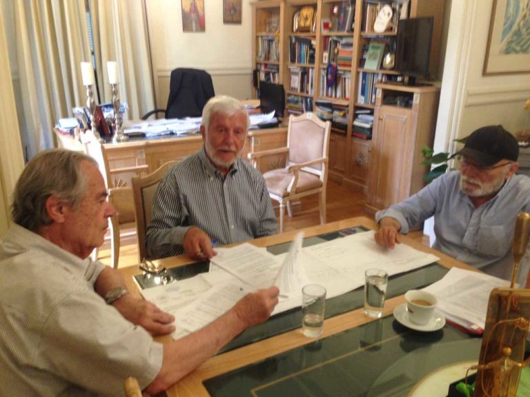 Παρεμβάσεις στο οδόστρωμα Δερβενίου Κορινθίας