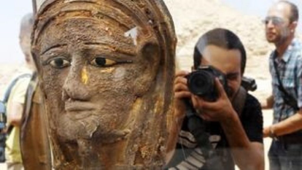 Αίγυπτος: Αρχαιοελληνικής τεχνοτροπίας η επιχρυσωμένη μάσκα μούμιας