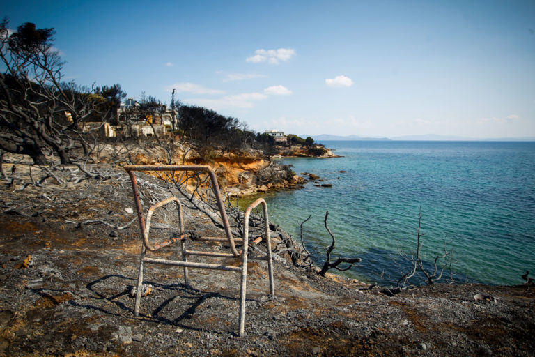 Στο πλευρό των πυρόπληκτων η Πάτρα