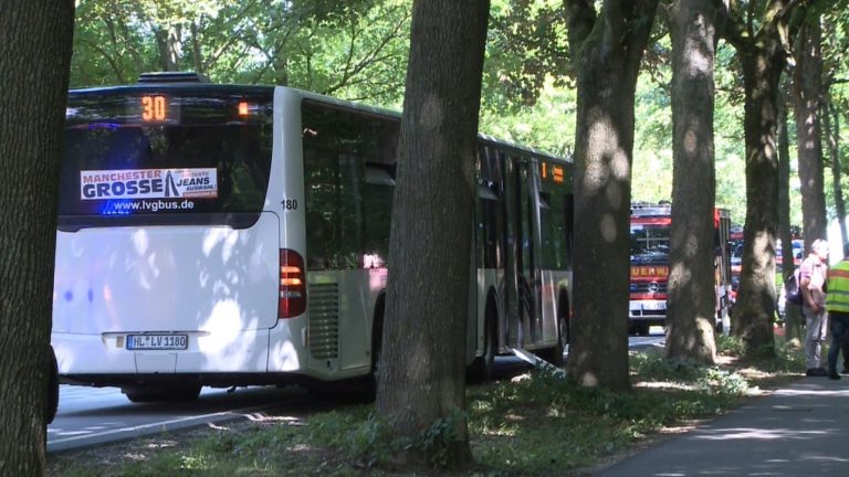 Γερμανία: Γερμανός Ιρανικής καταγωγής ο δράστης της επίθεσης σε λεωφορείο-Οκτώ τραυματίες (video)