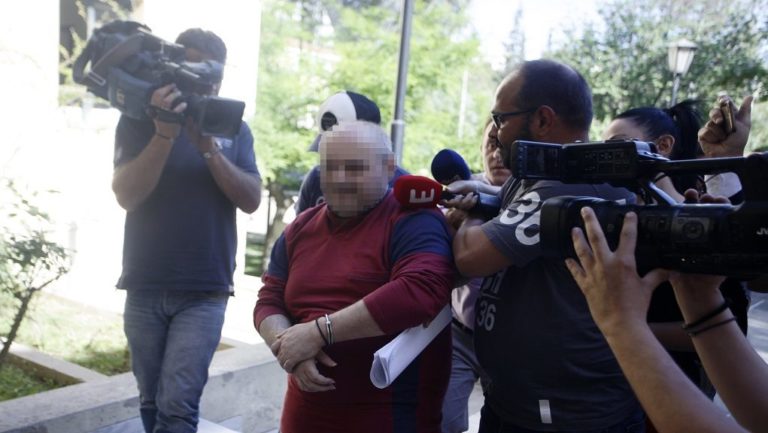 Κεκλεισμένων των θυρών η δίκη του 53χρονου βιαστή της Δάφνης