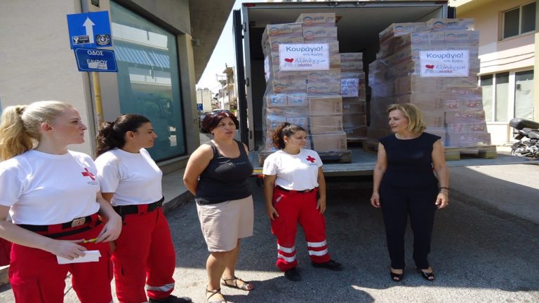 Έφυγαν φορτηγά με ανθρωπιστική βοήθεια από Κρήτη