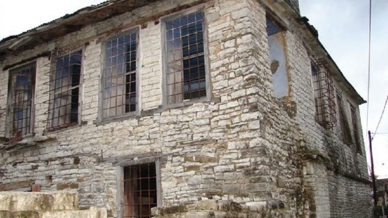 Το αρχοντικό Πλακίδα θα γίνει όπως παλιά