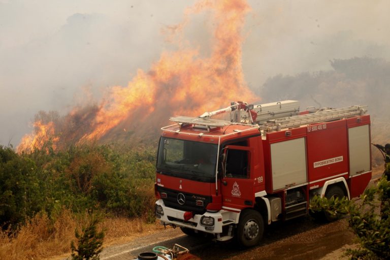Ηράκλειο: Πυρκαγιά στην Αγία Βαρβάρα