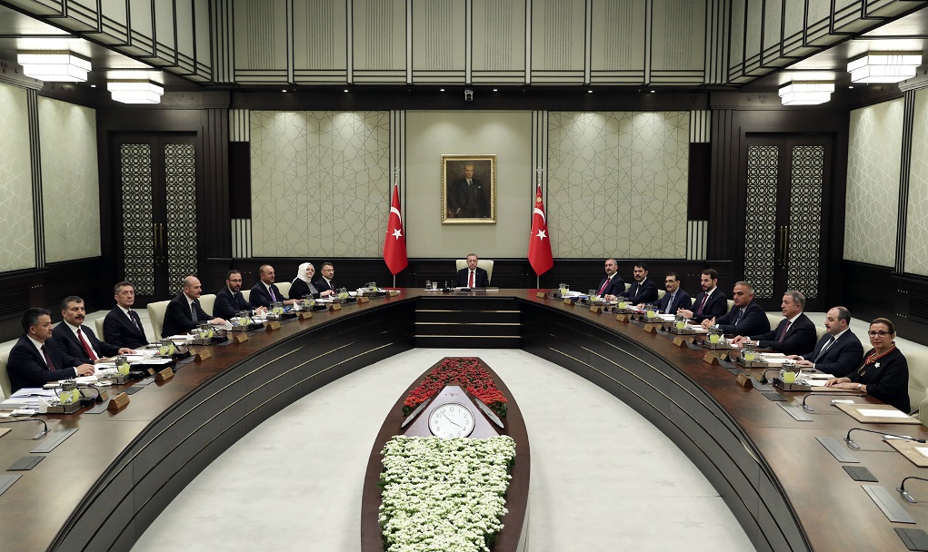 Μείζον το θέμα της οικονομίας για τη νέα τουρκική κυβέρνηση