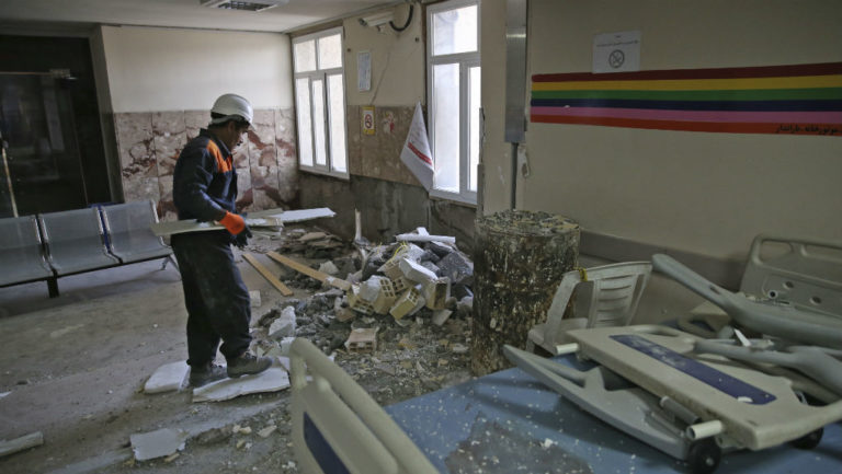 Τουλάχιστον 25 τραυματίες από τον σεισμό 5,9 Ρίχτερ στο Ιράν