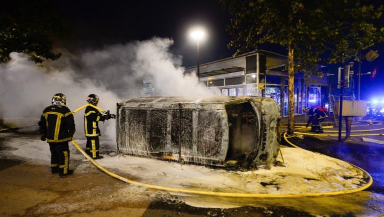 Επεισόδια στη Γαλλία για τέταρτη συνεχόμενη ημέρα