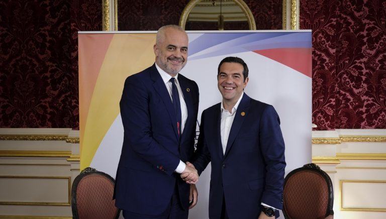 Σύντομα θετικές εξελίξεις στις διαπραγματεύσεις Ελλάδας – Αλβανίας