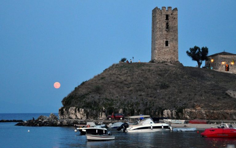 Στο χώρο του βυζαντινού πύργου στη Ν.Φώκαια το γραφείο τουριστικής προβολής του δήμου Κασσάνδρας Χαλκιδικής