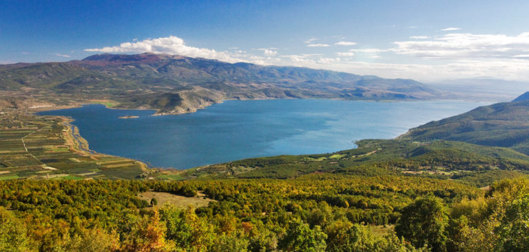 Αμύνταιο: Προσωρινή απαγόρευση κολύμβησης στη λίμνη Βεγορίτιδα