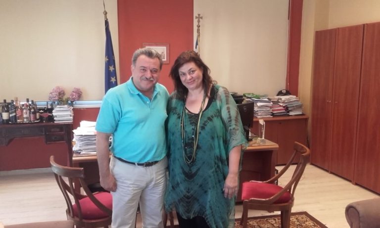 Κέρκυρα: Συνάντηση Περιφερειάρχη με καλλιτεχν. διευθύντρια ΔΗΠΕΘΕ