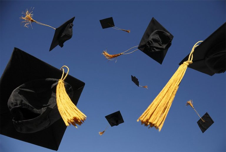 Χορήγηση  Υποτροφιών για σπουδές  σε Mediterranean College  και ΙΕΚ ΑΛΦΑ από την Περιφέρεια Θεσσαλίας