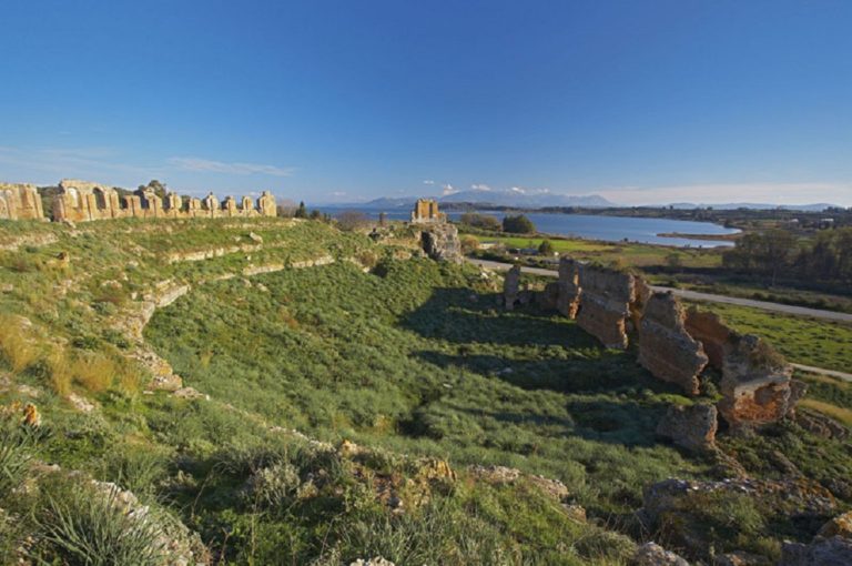 Με ανάδοχο η απομάκρυνση όγκων στο Θέατρο Νικόπολης