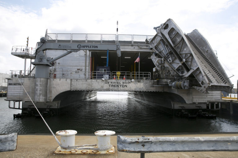 Χανιά: Στο Μαράθι το USNS Trenton