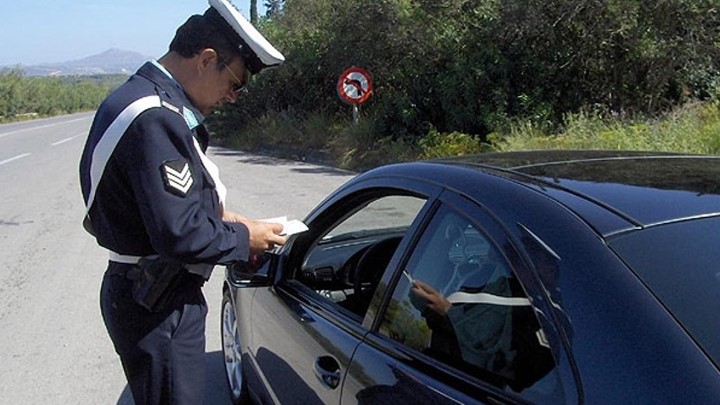 2363 Παραβάσεις του ΚΟΚ το τελευταίο τετραήμερο στην Κρήτη