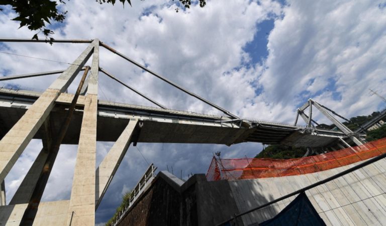 Ιταλία: Δεν είχε γίνει η απαιτούμενη έκτακτη συντήρηση στη γέφυρα