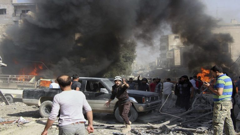 Πολύνεκρες εκρήξεις στην πόλη Ιντλίμπ της Συρίας