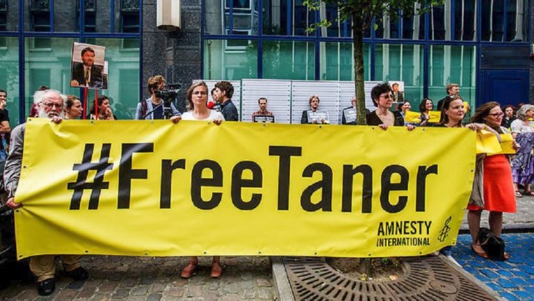 Τουρκία: Δικαστική απόφαση για αποφυλάκιση του επικεφαλής της Διεθνούς Αμνηστίας