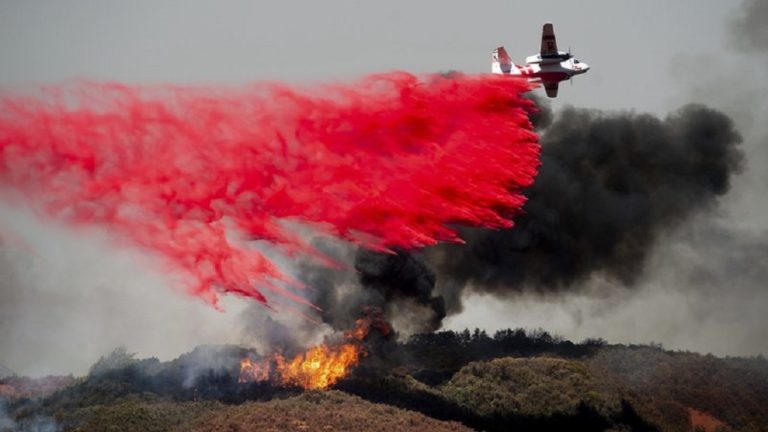 ΗΠΑ: Η φωτιά στη Καλιφόρνια πιθανότατα θα μαίνεται όλο τον Αύγουστο