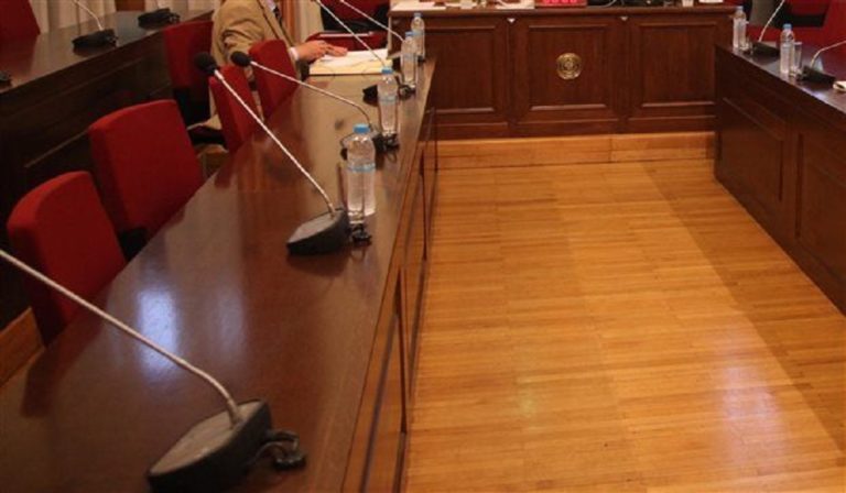 Επιφυλάξεις των κομμάτων, συναίνεση των φορέων