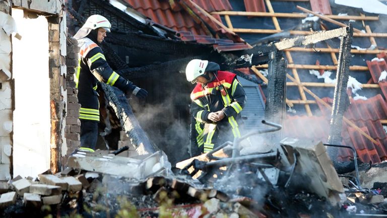 Γερμανία: Δεκάδες τραυματίες από πυρκαγιά στην πόλη Ζίγκμπουργκ