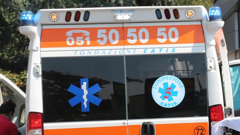 Ιταλία: Νέο πολύνεκρο τροχαίο-Νεκροί 12 μετανάστες, εργάτες γης