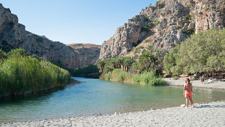 Αστυνομική επιχείρηση στην λίμνη Πρέβελη