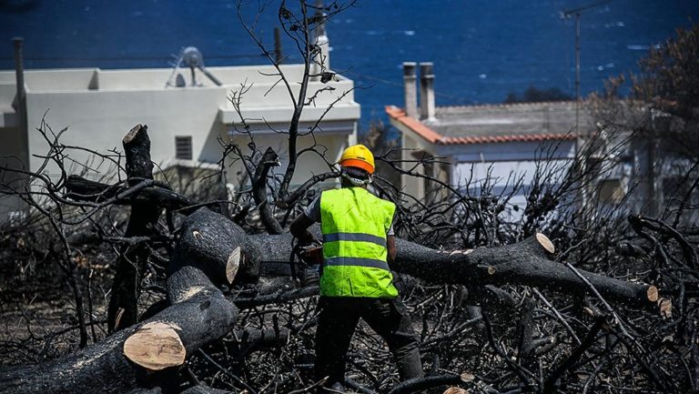 Νέες επιχορηγήσεις δύο εκατομμυρίων ευρώ για στήριξη των πυρόπληκτων