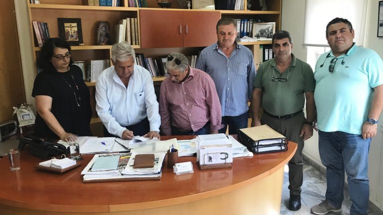 Ασφαλτόστρωση του δρόμου Ροδιά – Παλαιόκαστρο