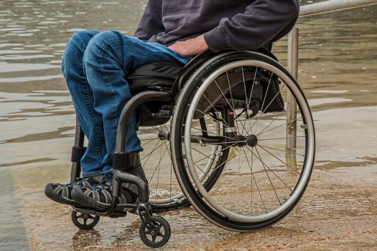 Τι ορίζει η εγκύκλιος σχετικά με το πρόγραμμα οικονομικής ενίσχυσης ατόμων με βαριά αναπηρία