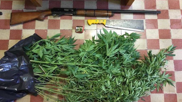 Σύλληψη για οικογενειακή βία, οπλοκατοχή και ναρκωτικά στη Ρόδο