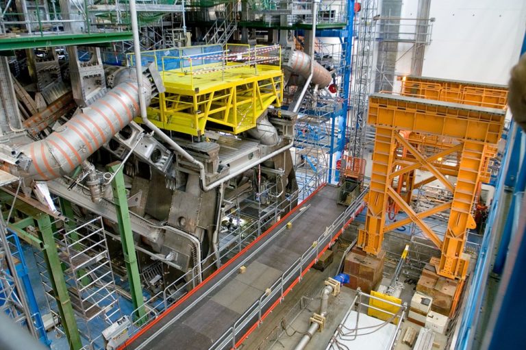 Ο μεγάλος επιταχυντής LHC στο CERN σε χειμερία νάρκη μέχρι το 2021