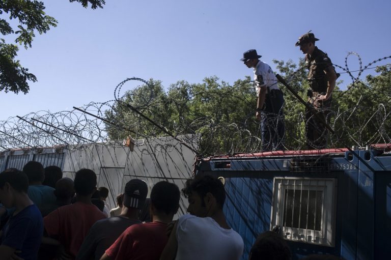 Κακομεταχείριση των μεταναστών στην Ουγγαρία καταγγέλλει το Συμβούλιο της Ευρώπης