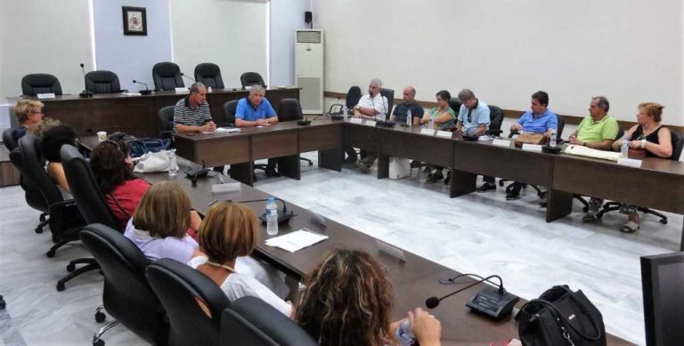 Συνάντηση του Θ. Νασιακόπουλου με διευθυντές σχολείων