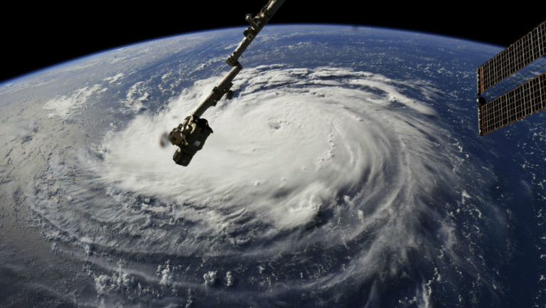 ΗΠΑ: Κατηγορίας 4 πλέον ο τυφώνας Φλόρενς- Τρεις πολιτείες σε κατάσταση έκτακτης ανάγκης