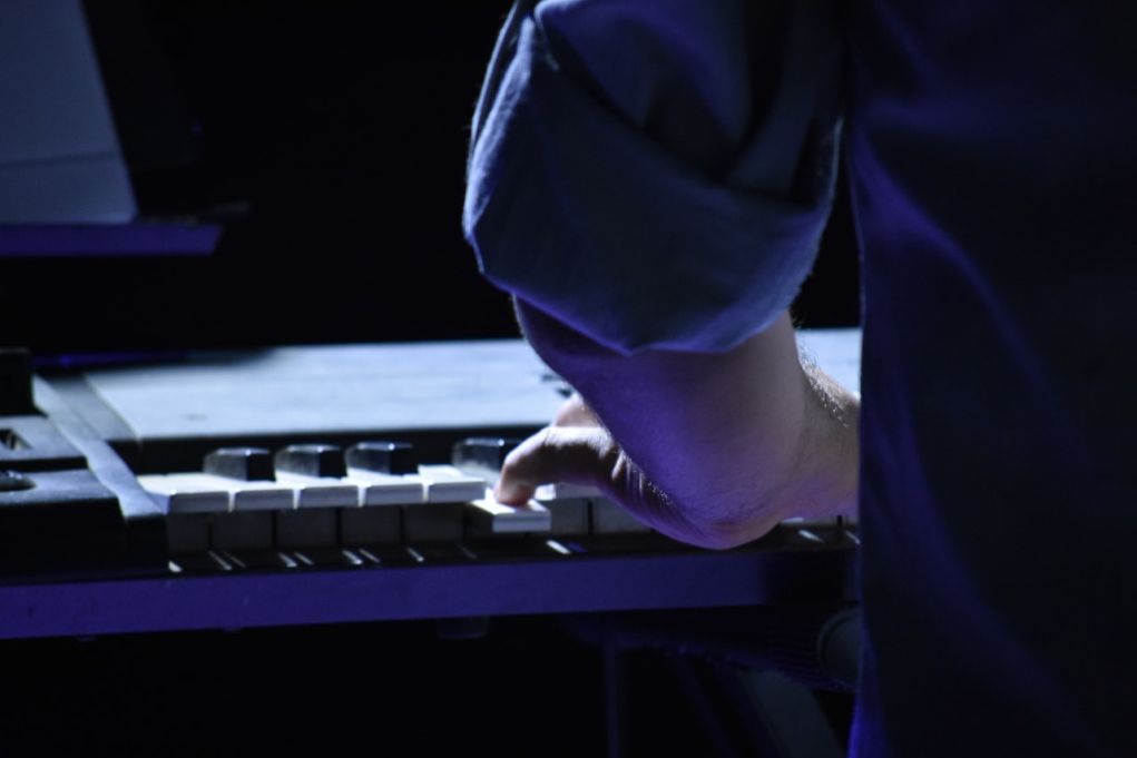 Πέθανε ο Κόνγουεϊ Σάβατζ, πιανίστας των «Nick Cave & The Bad Seeds»