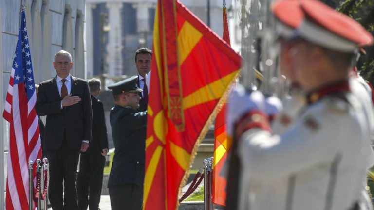 Τη στήριξη των ΗΠΑ στη Συμφωνία των Πρεσπών εξέφρασε ο υπουργός Άμυνας Τζέιμς Μάτις (video)