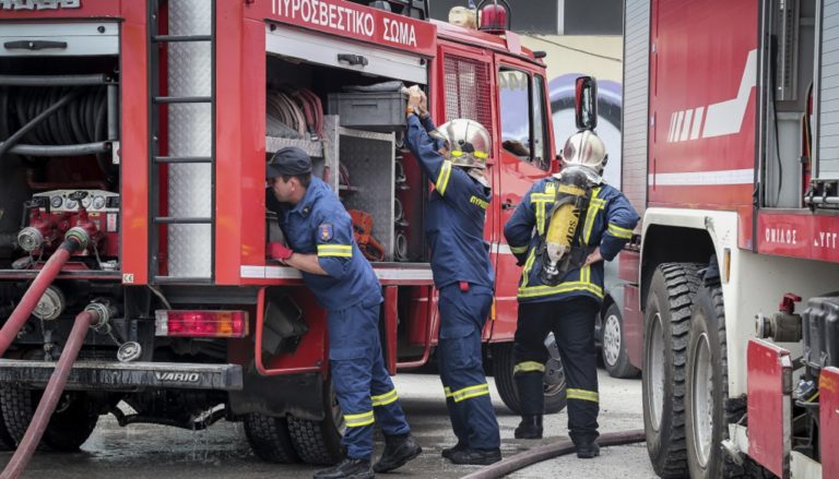 Άγ. Νικόλαος: Στο νοσοκομείο δύο άτομα από φωτιά σε διαμέρισμα