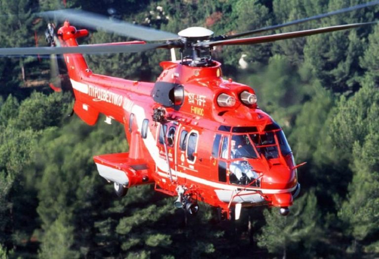 Super Puma στο Άκτιο για διασώσεις – πυρκαγιές