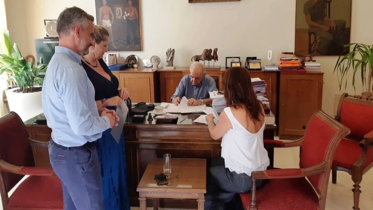 Έργα σε σχολικές αυλές