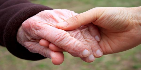 Γ. Παπαπέτρου: Ανάγκη να συσταθούν ΚΟΙΝΣΕΠ για την φροντίδα των ηλικιωμένων