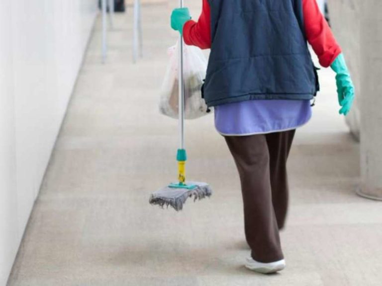 Β’ ΕΛΜΕ  Έβρου: Να επαναπροσληφθεί η καθαρίστρια
