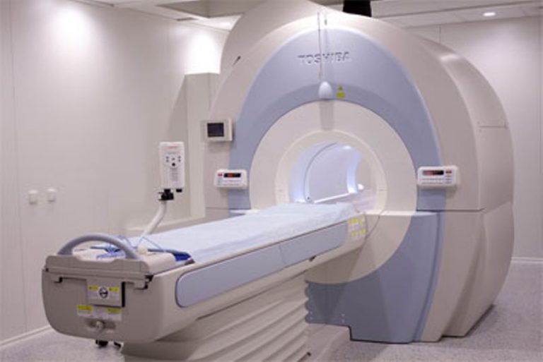 Ξεκίνησε η λειτουργία του  νέου μαγνητικού τομογράφου στο Πανεπιστημιακό Νοσοκομείο Λάρισας