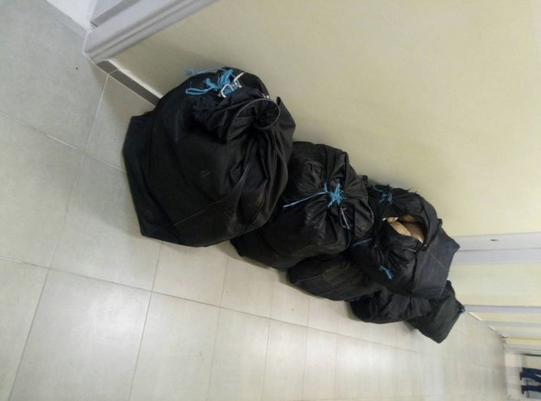 Επτά νεαροί στα χέρια της Αστυνομίας για μεταφορά χασίς